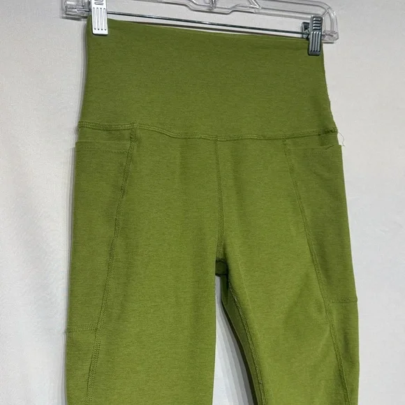 Beyond Yoga Spacedye Out Of Pocket High Waisted Capri Legging Fern Green Heather - Picture 5 of 10